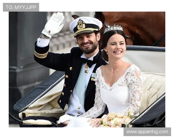 国际皇冠在各国皇室与贵族中的象征意义与传承价值，彰显尊贵血统与荣耀